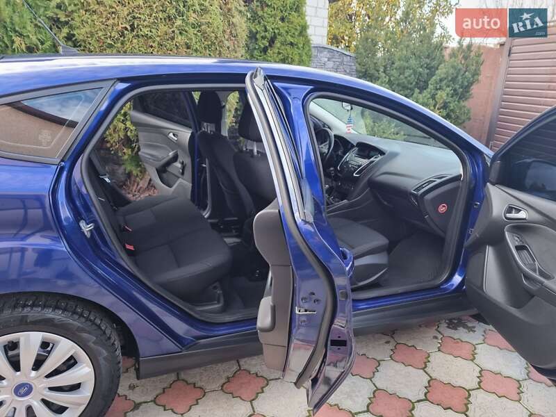 Хетчбек Ford Focus 2015 в Харкові фото 15 Хетчбек Ford Focus 2015 в Харкові