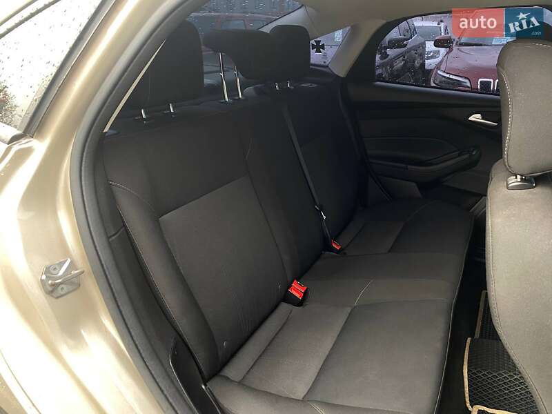 Седан Ford Focus 2018 в Києві фото 24 Седан Ford Focus 2018 в Києві