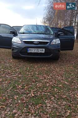 Универсал Ford Focus 2008 в Почаеве