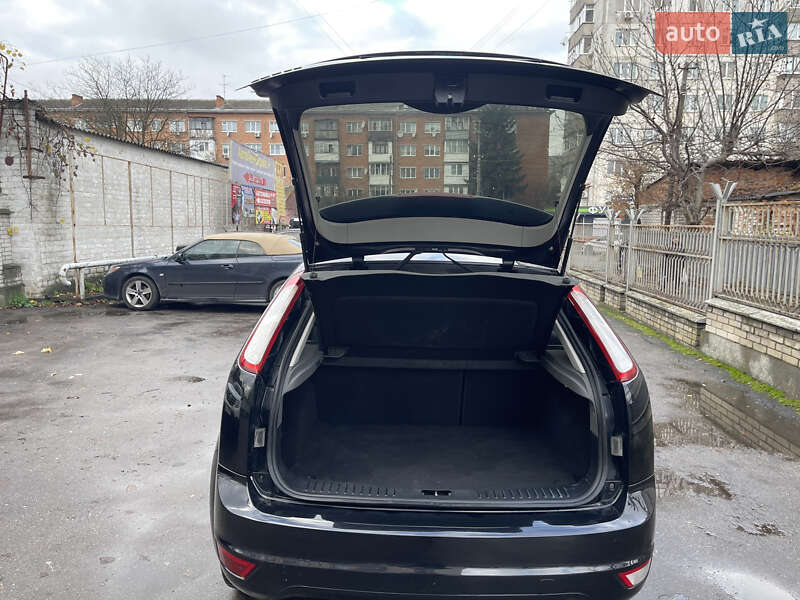 Хетчбек Ford Focus 2010 в Житомирі
