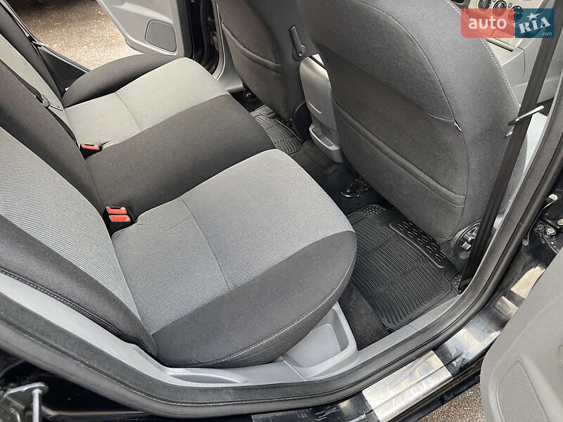 Хетчбек Ford Focus 2010 в Житомирі