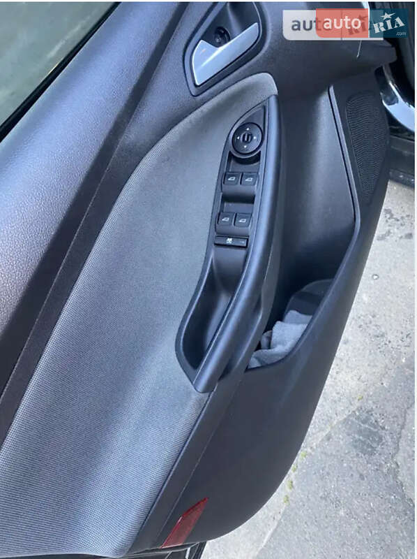 Седан Ford Focus 2014 в Николаеве фото 7 Седан Ford Focus 2014 в Николаеве