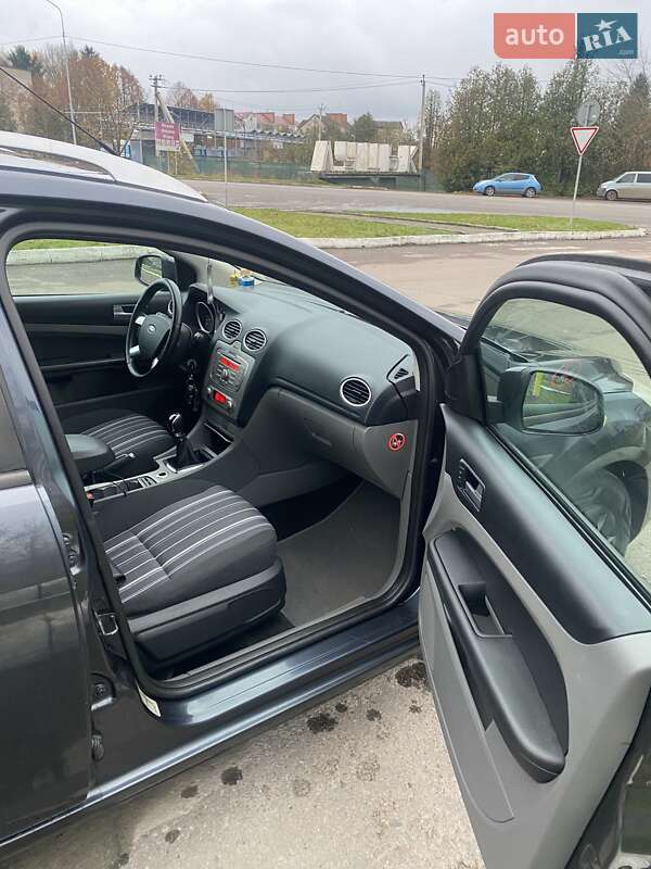 Универсал Ford Focus 2009 в Луцке