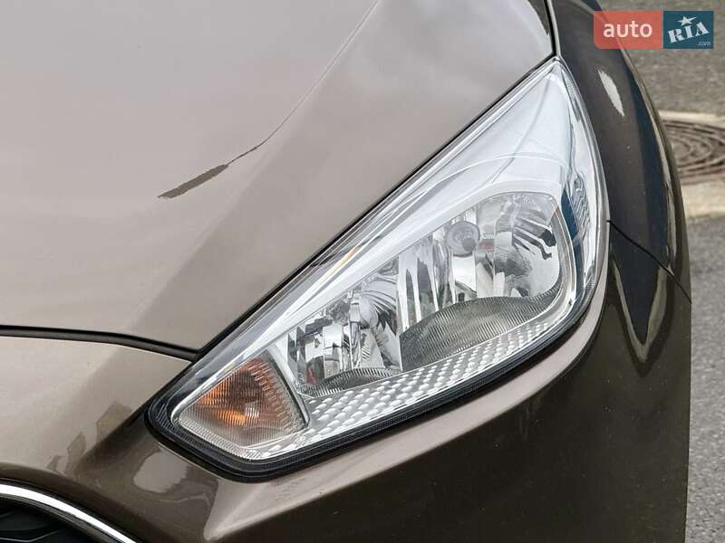 Хэтчбек Ford Focus 2017 в Киеве