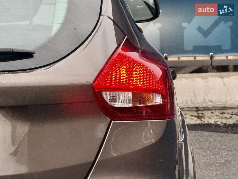 Хэтчбек Ford Focus 2017 в Киеве