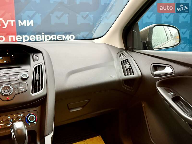 Хэтчбек Ford Focus 2017 в Киеве