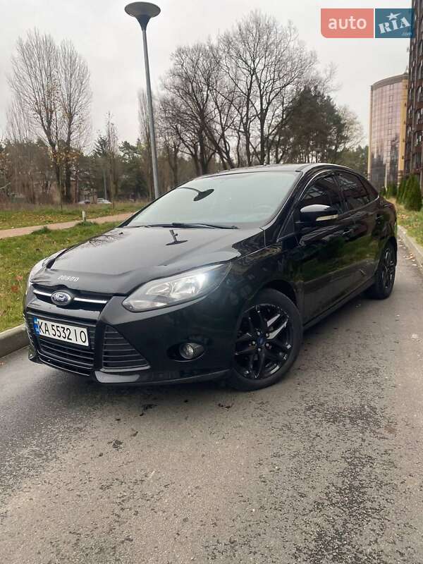 Седан Ford Focus 2014 в Чернигове