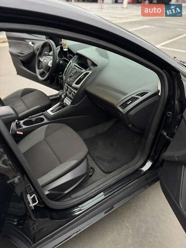 Седан Ford Focus 2011 в Киеве