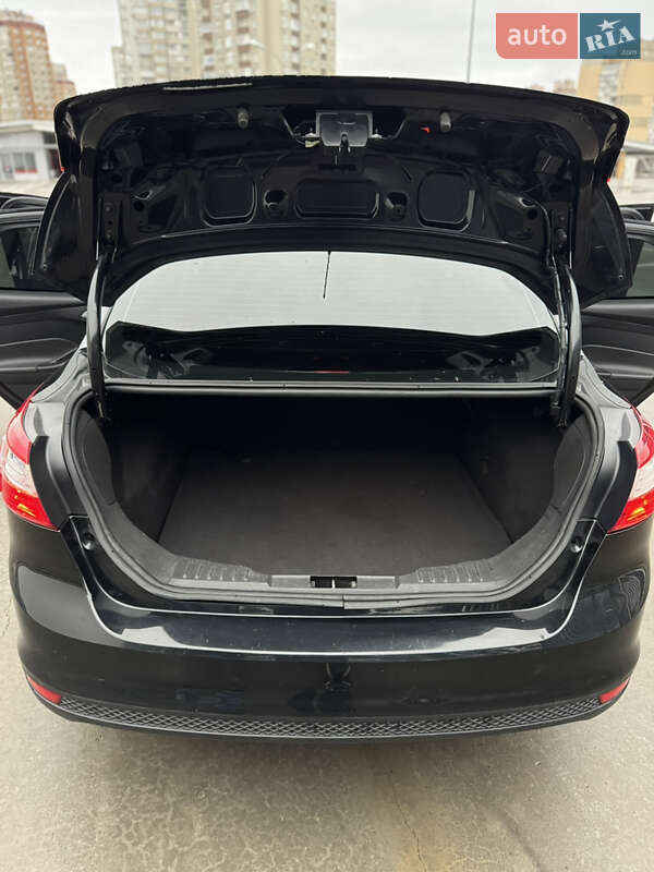 Седан Ford Focus 2011 в Киеве