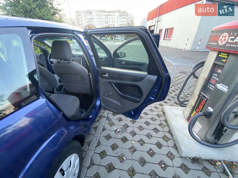 Універсал Ford Focus 2006 в Києві фото 10 Універсал Ford Focus 2006 в Києві