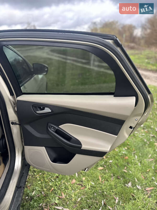 Хетчбек Ford Focus 2017 в Києві фото 24 Хетчбек Ford Focus 2017 в Києві