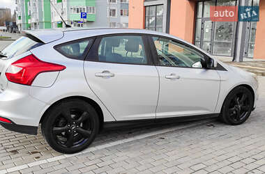 Хэтчбек Ford Focus 2011 в Львове