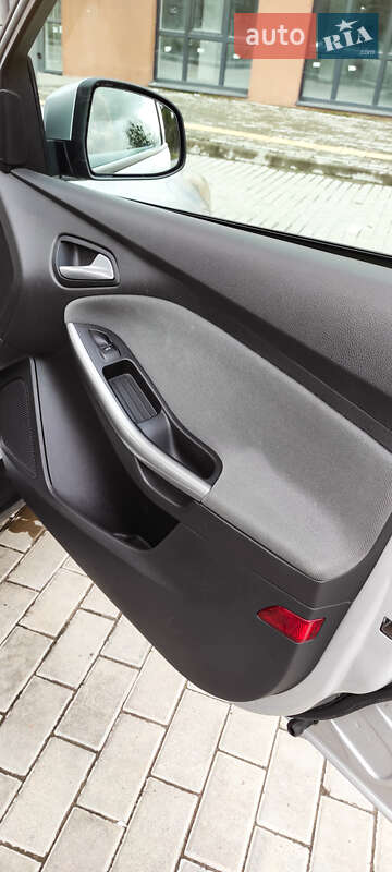 Хетчбек Ford Focus 2011 в Львові
