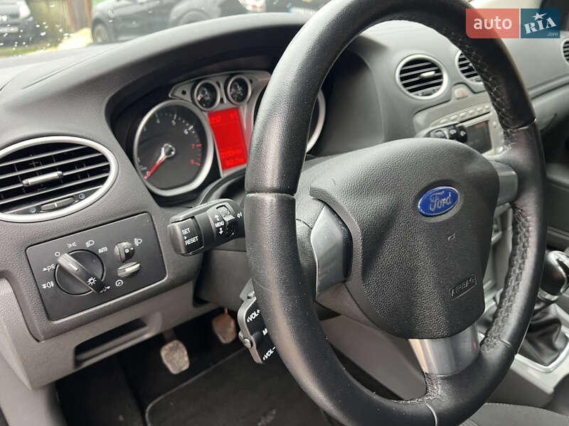 Универсал Ford Focus 2010 в Ахтырке
