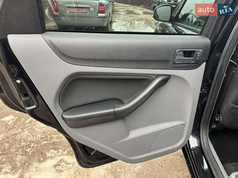 Универсал Ford Focus 2010 в Ахтырке