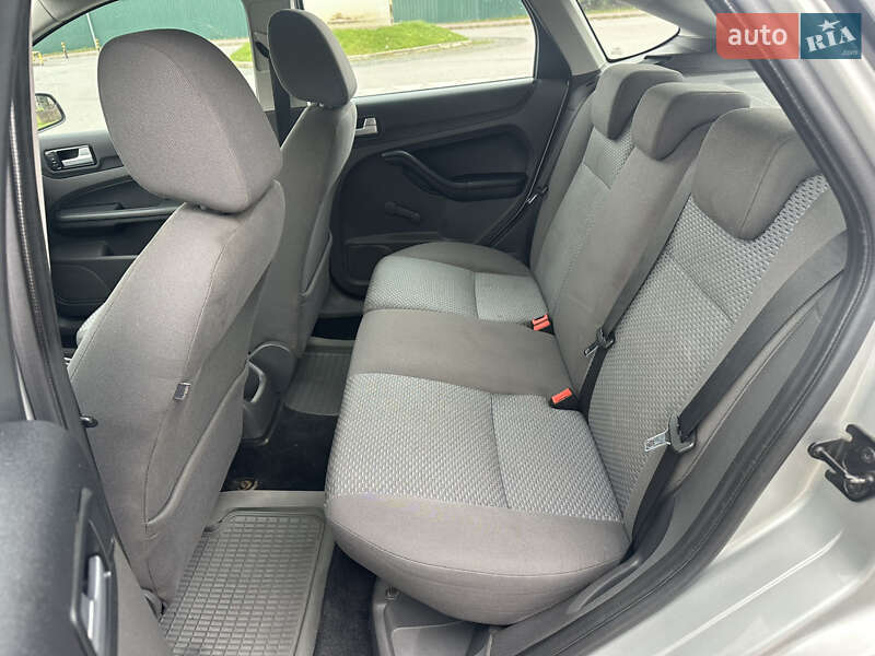 Хетчбек Ford Focus 2007 в Києві фото 20 Хетчбек Ford Focus 2007 в Києві