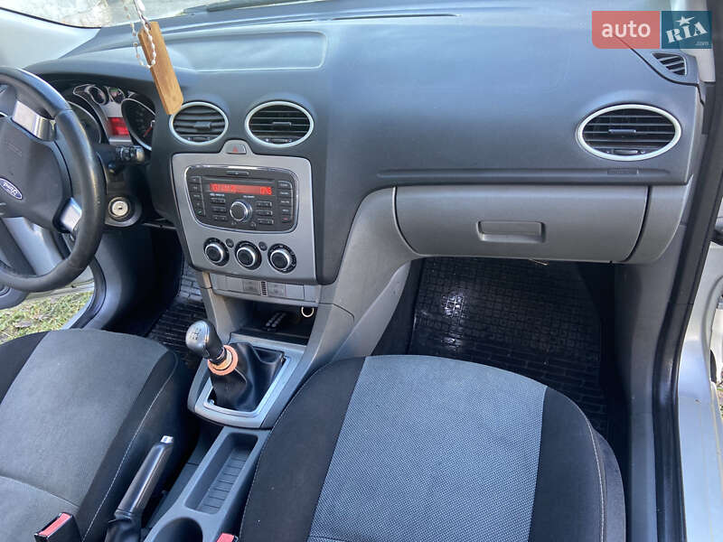 Універсал Ford Focus 2010 в Бродах фото 12 Універсал Ford Focus 2010 в Бродах