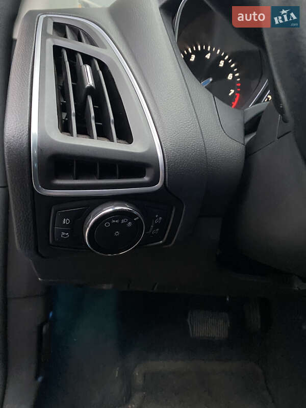 Хетчбек Ford Focus 2014 в Полтаві