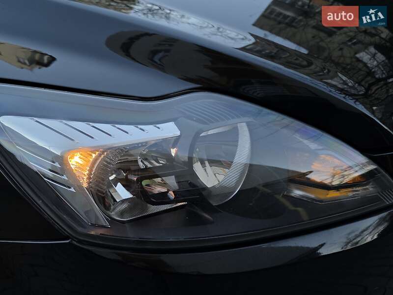 Хетчбек Ford Focus 2009 в Тернополі фото 42 Хетчбек Ford Focus 2009 в Тернополі