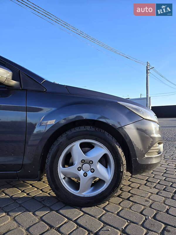 Універсал Ford Focus 2010 в Львові фото 3 Універсал Ford Focus 2010 в Львові