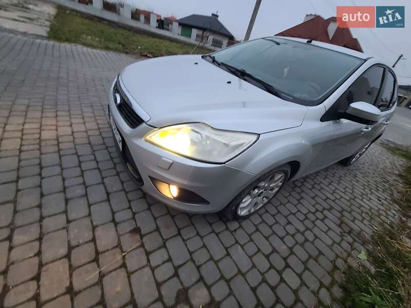 Хетчбек Ford Focus 2010 в Львові фото 22 Хетчбек Ford Focus 2010 в Львові