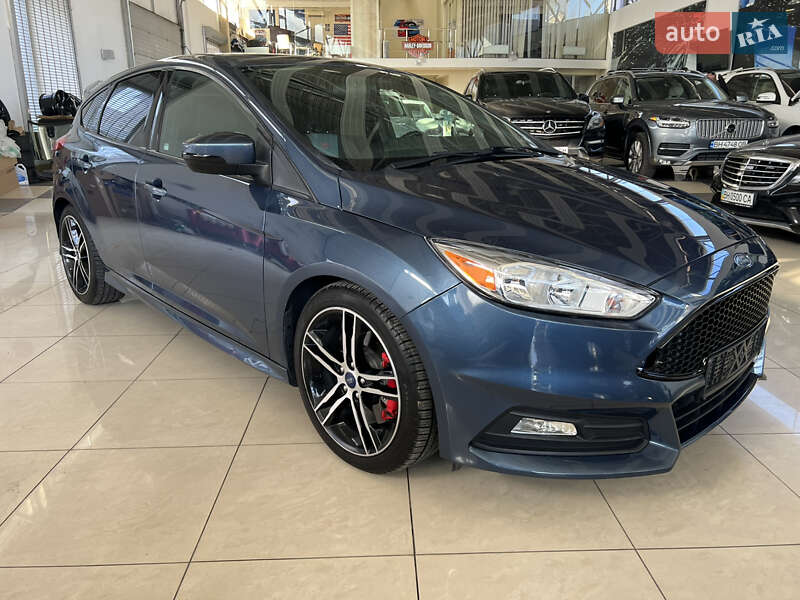 Хетчбек Ford Focus 2017 в Одесі фото 5 Хетчбек Ford Focus 2017 в Одесі