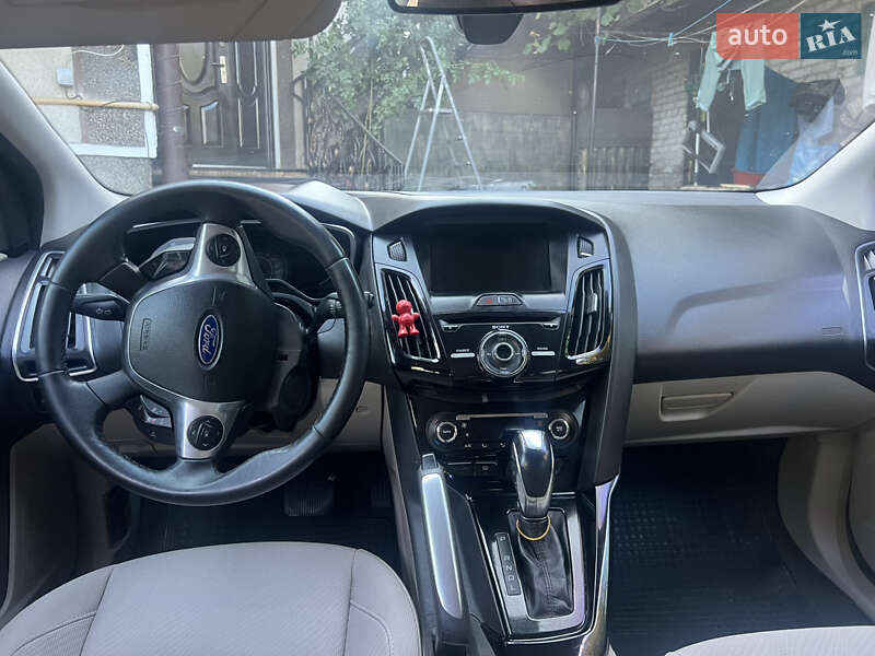 Хетчбек Ford Focus 2011 в Львові фото 25 Хетчбек Ford Focus 2011 в Львові