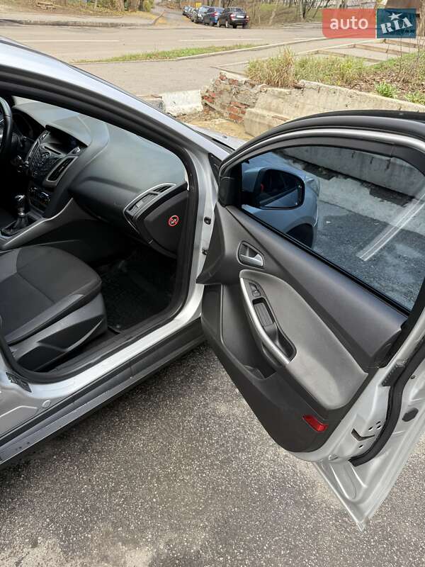 Универсал Ford Focus 2013 в Харькове фото 15 Универсал Ford Focus 2013 в Харькове