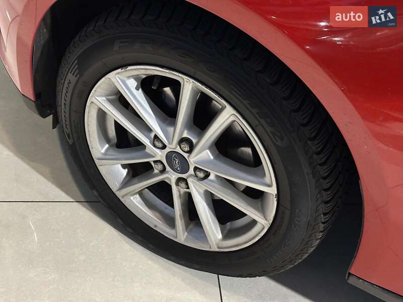 Седан Ford Focus 2015 в Одесі фото 7 Седан Ford Focus 2015 в Одесі
