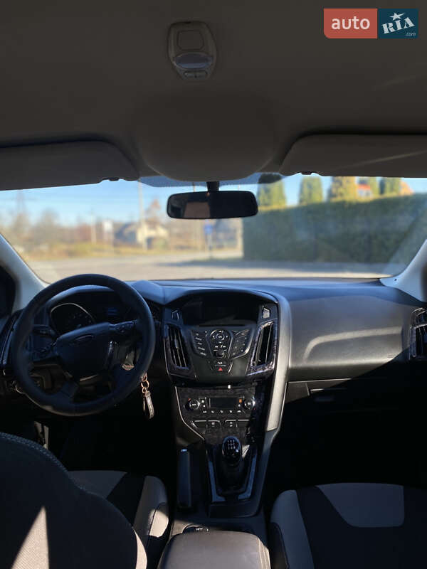 Универсал Ford Focus 2014 в Долине фото 17 Универсал Ford Focus 2014 в Долине