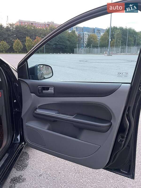Хетчбек Ford Focus 2008 в Львові фото 35 Хетчбек Ford Focus 2008 в Львові