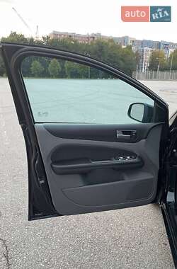 Хэтчбек Ford Focus 2008 в Львове