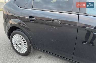 Хэтчбек Ford Focus 2008 в Львове