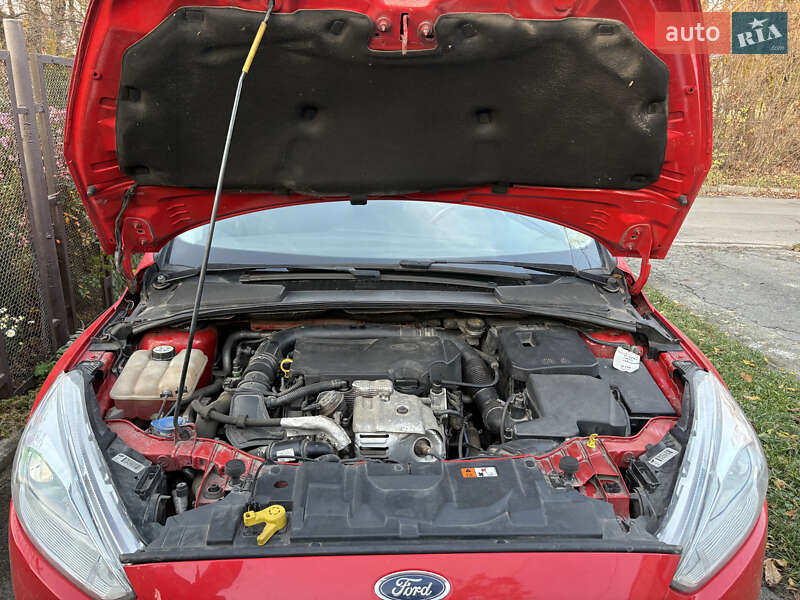 Хетчбек Ford Focus 2015 в Львові