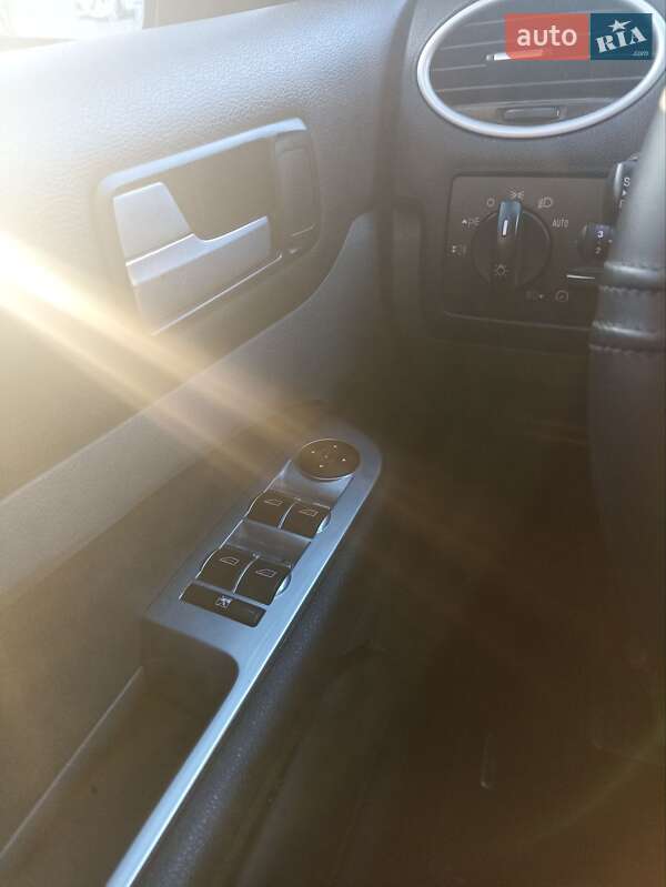 Універсал Ford Focus 2008 в Новому Розділі фото 2 Універсал Ford Focus 2008 в Новому Розділі