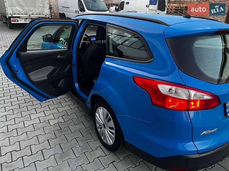 Универсал Ford Focus 2012 в Львове фото 11 Универсал Ford Focus 2012 в Львове