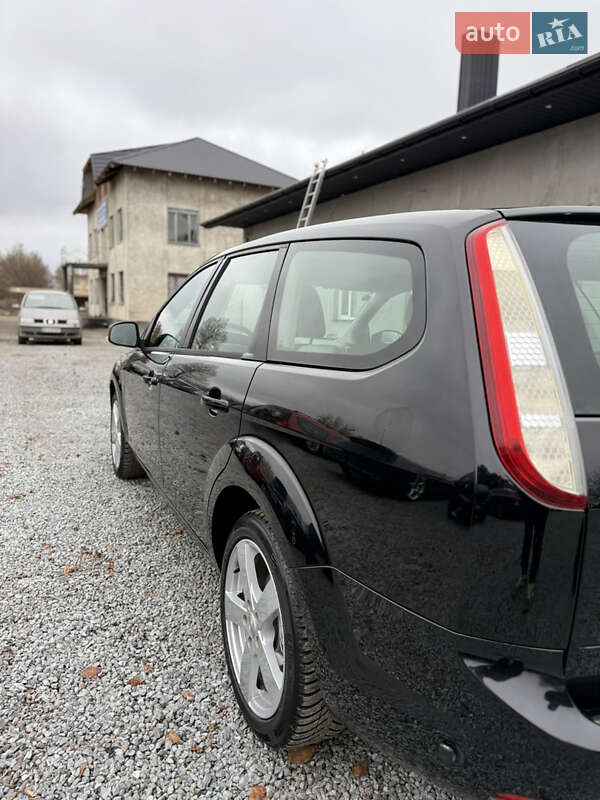 Універсал Ford Focus 2010 в Луцьку