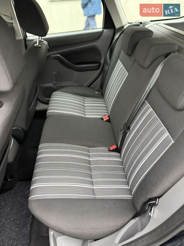 Універсал Ford Focus 2010 в Луцьку