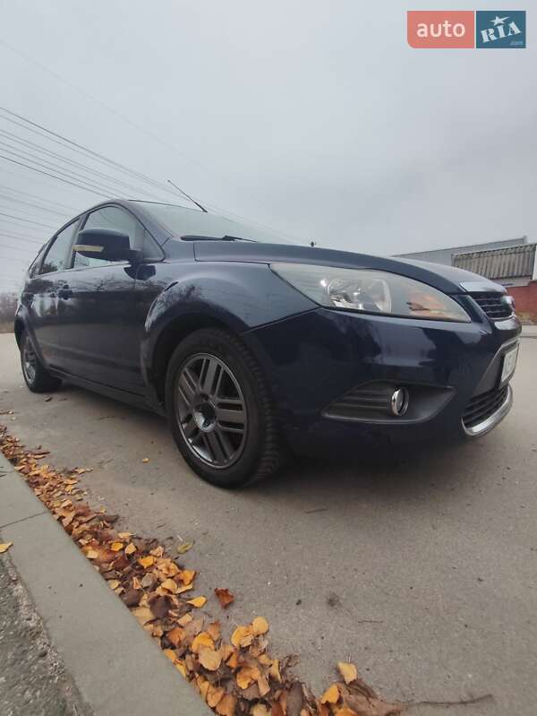 Хэтчбек Ford Focus 2008 в Днепре