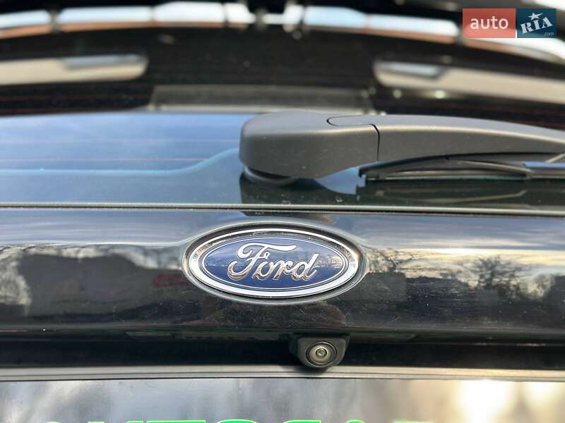 Хэтчбек Ford Focus 2017 в Киеве