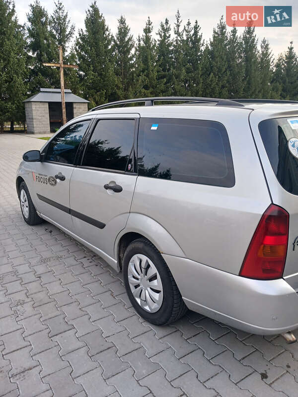 Універсал Ford Focus 2000 в Івано-Франківську