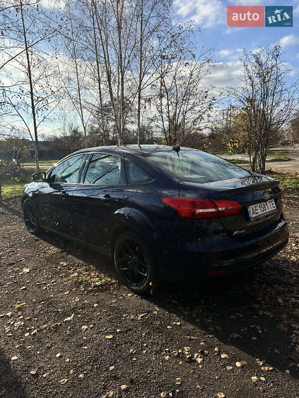 Седан Ford Focus 2015 в Днепре фото 17 Седан Ford Focus 2015 в Днепре