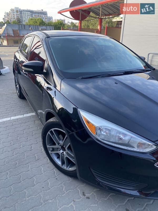 Хетчбек Ford Focus 2015 в Львові