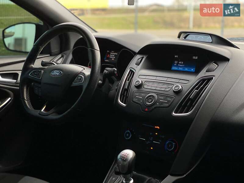 Хетчбек Ford Focus 2018 в Дніпрі фото 19 Хетчбек Ford Focus 2018 в Дніпрі