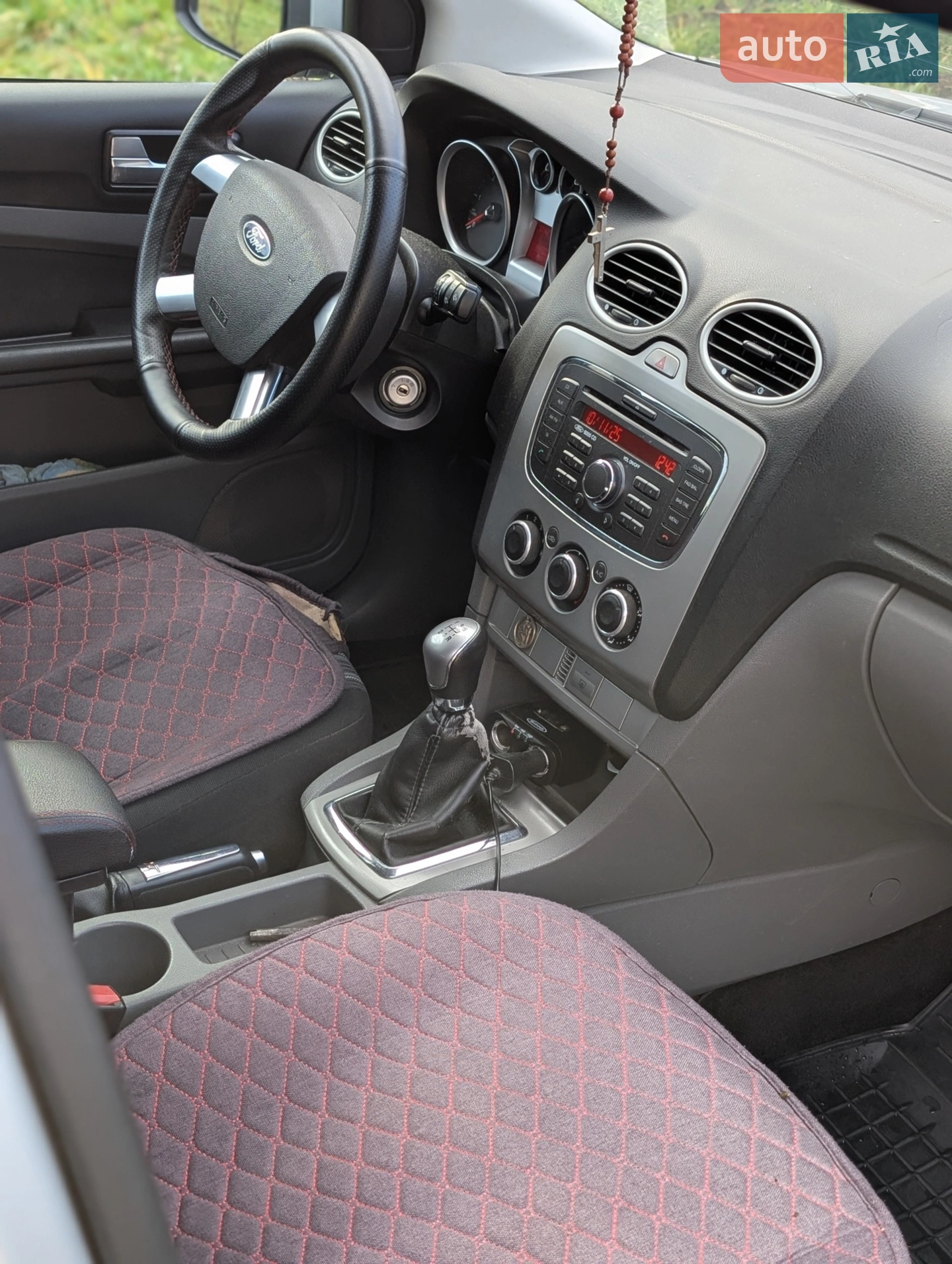 2010 Ford Focus - мініатюра 9