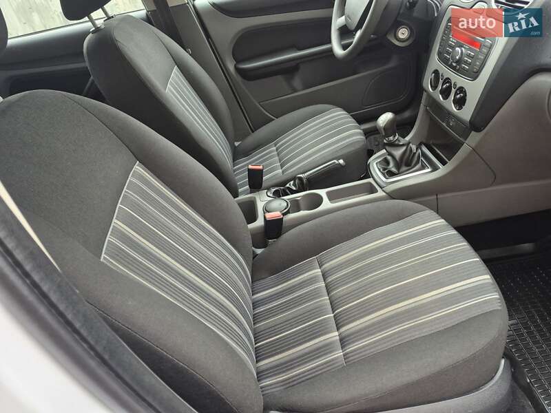 Хетчбек Ford Focus 2011 в Вінниці фото 43 Хетчбек Ford Focus 2011 в Вінниці