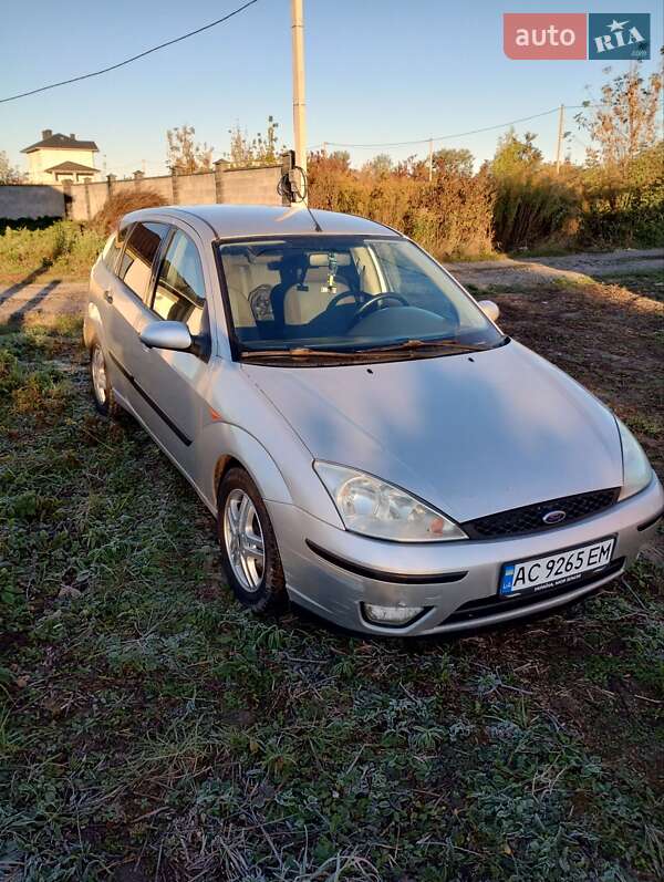 Хетчбек Ford Focus 2002 в Луцьку фото Хетчбек Ford Focus 2002 в Луцьку