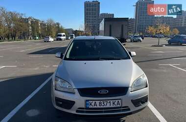 Хэтчбек Ford Focus 2007 в Киеве