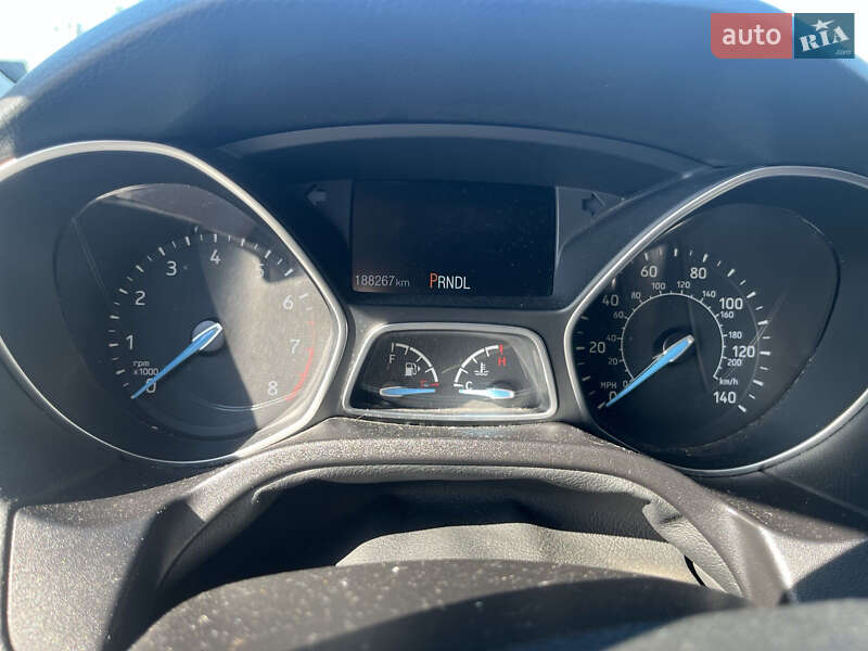 Седан Ford Focus 2015 в Киеве фото 12 Седан Ford Focus 2015 в Киеве