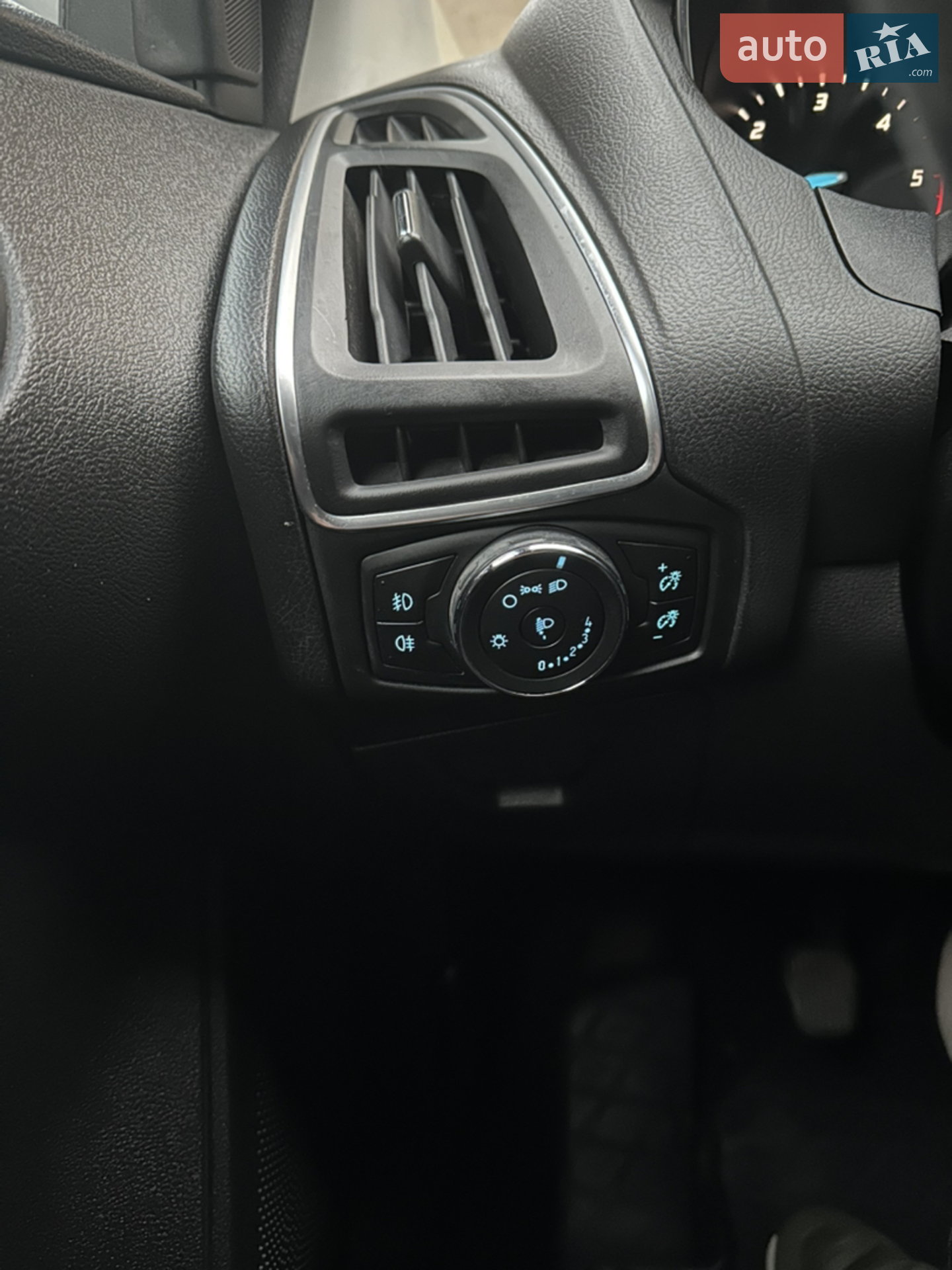 2014 Ford Focus - мініатюра 10